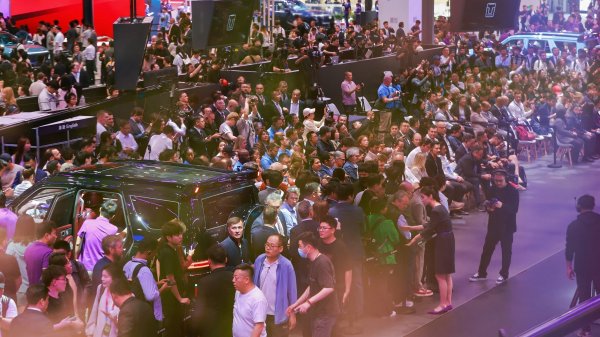 行业从大到强的“关键一跃”：魏建军的汽车文化布局